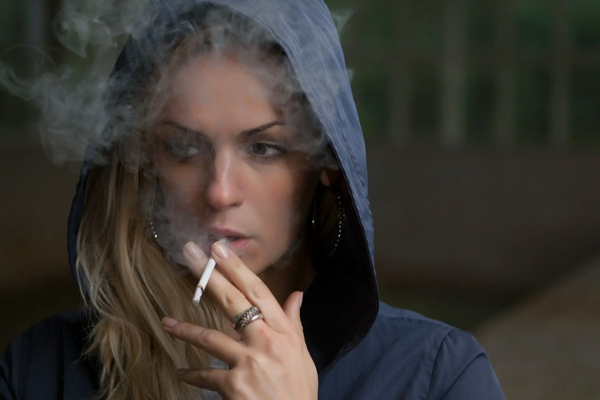 "Покоління без диму": У Великій Британії схвалили заборону куріння для осіб, які народилися після 2009 року.