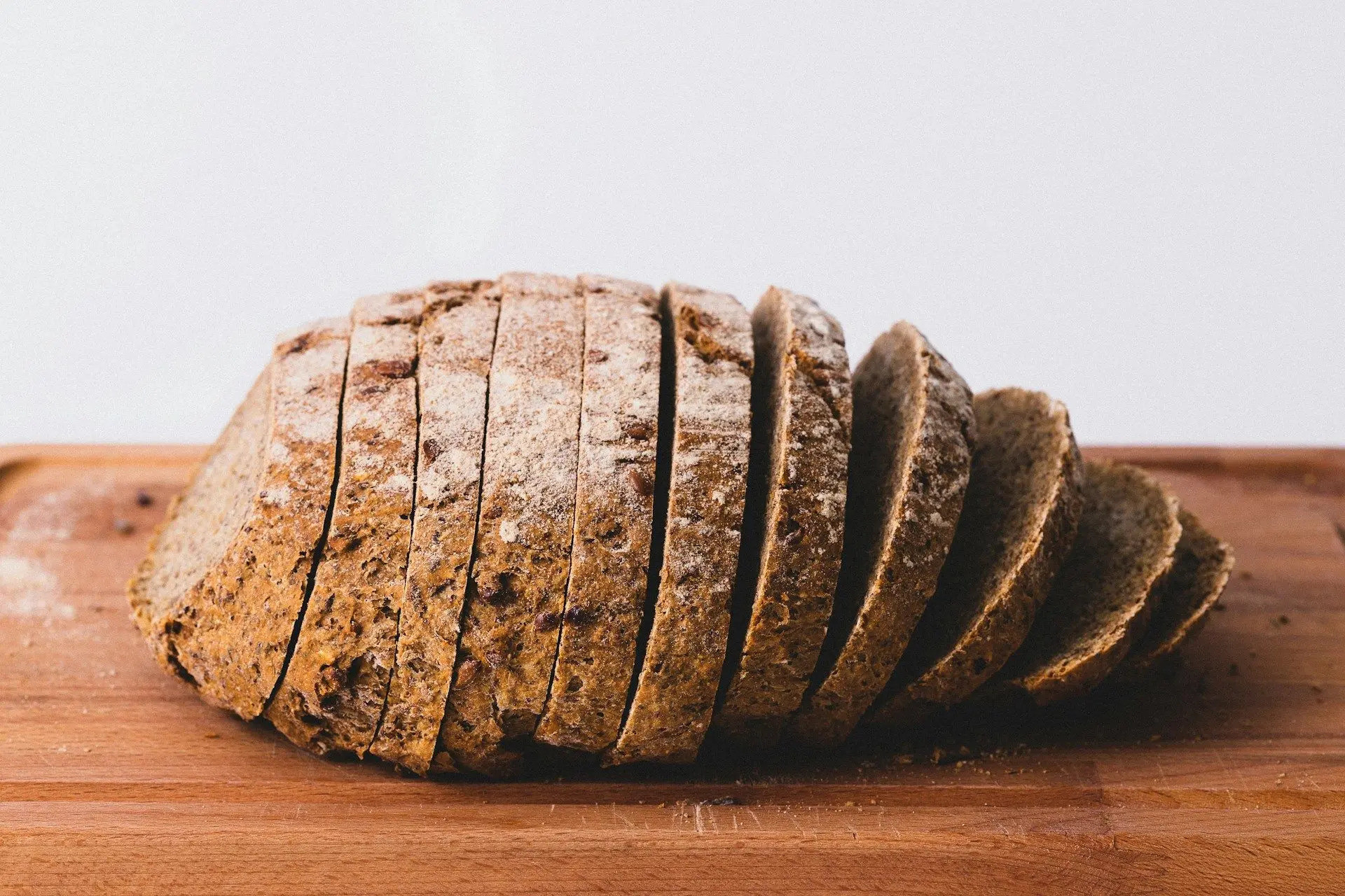 Чи є корисним заморожений хліб і чи має він такі ж якості, як свіжий?