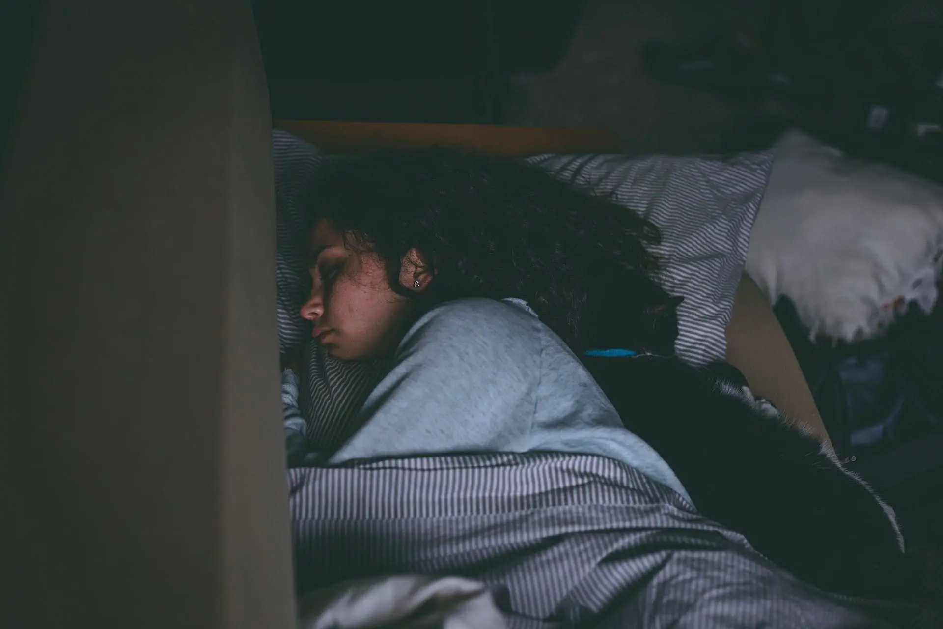 Нове відкриття: як алкоголь впливає на якість сну